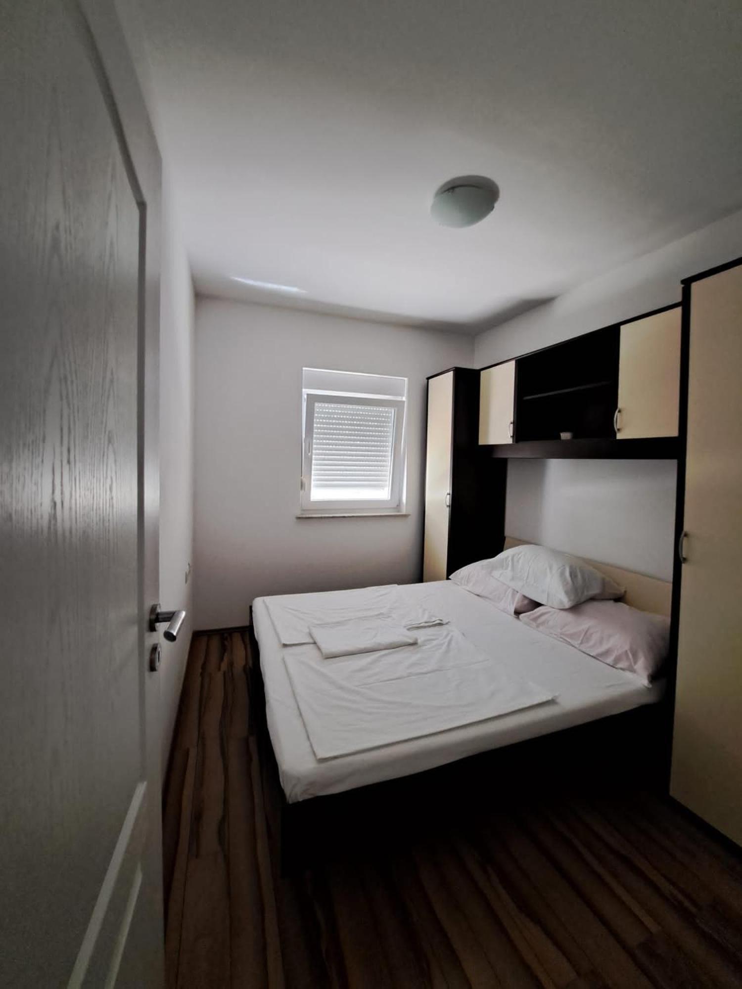 Apartments Maretic マンドレ エクステリア 写真