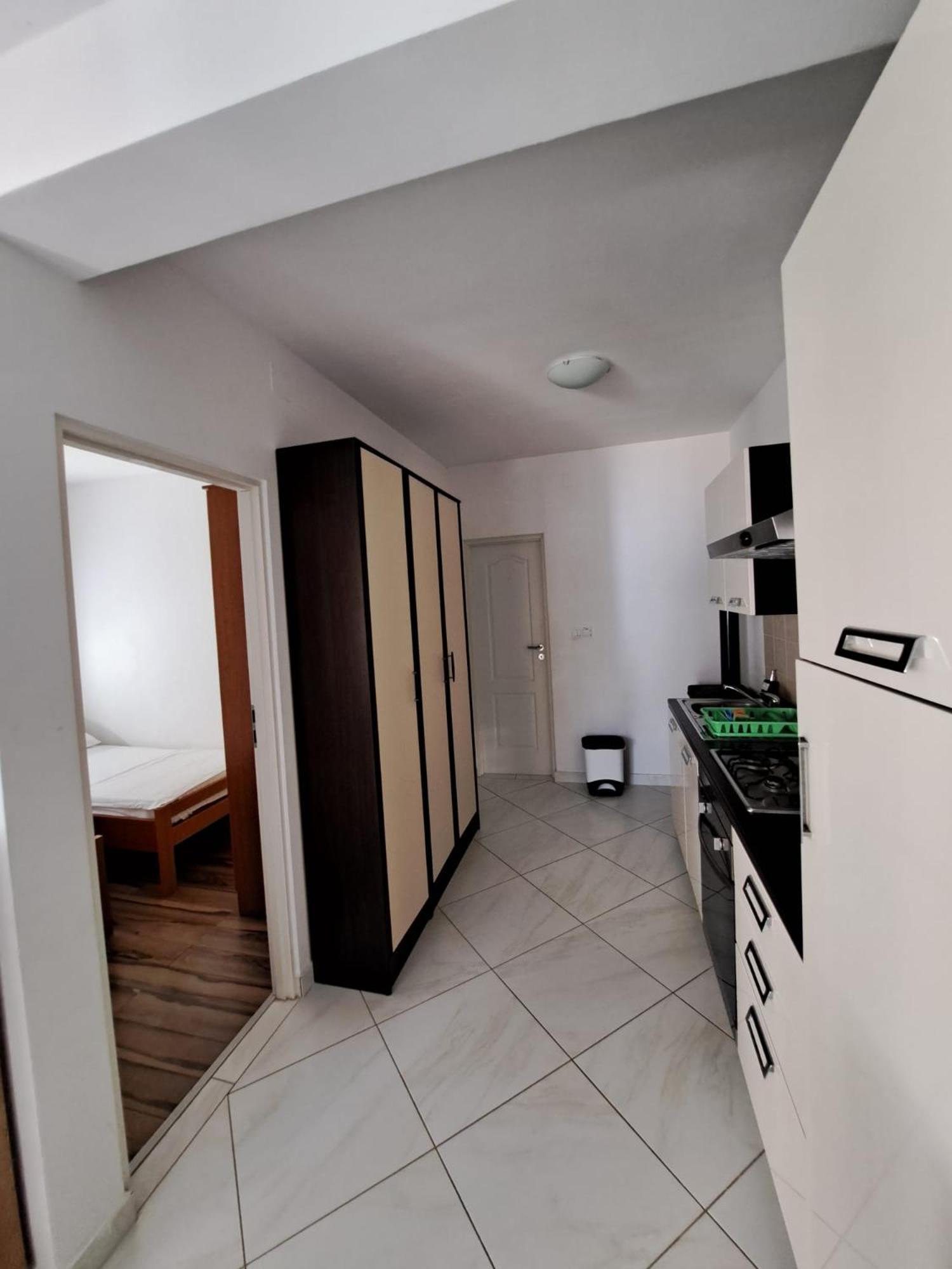 Apartments Maretic マンドレ エクステリア 写真