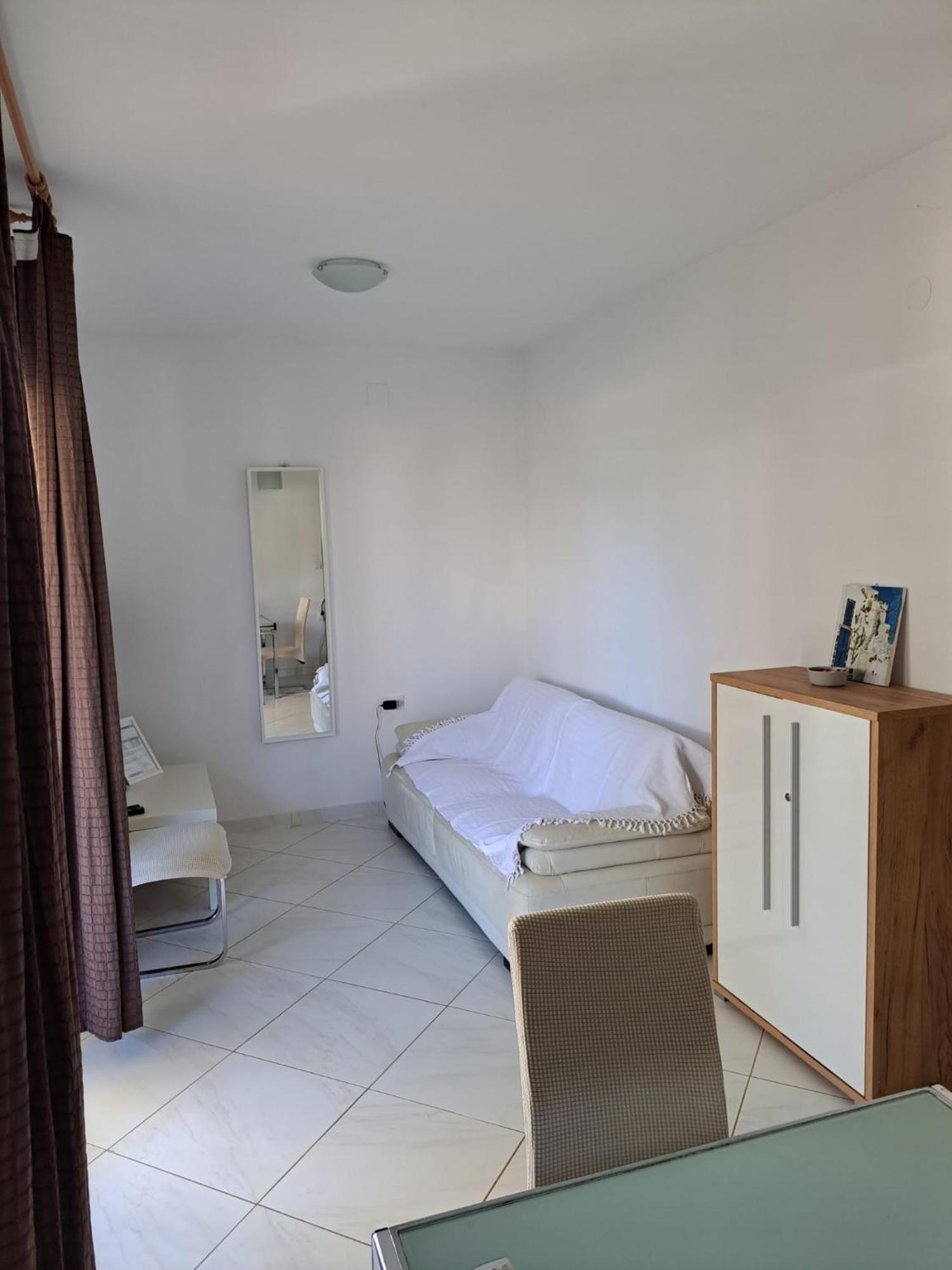 Apartments Maretic マンドレ エクステリア 写真